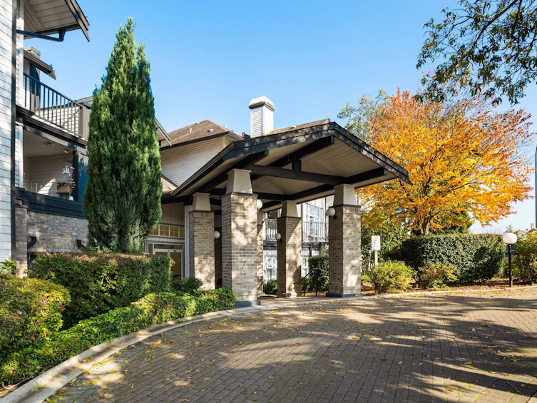 211-83 Star Crescent, New Westminster, BC, V3M 6X8 - 23