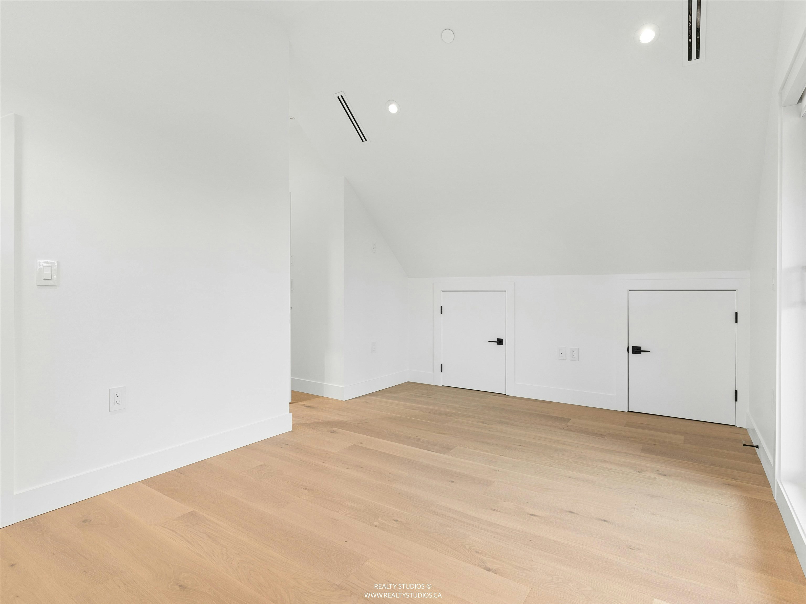 2-1986 E 8th Avenue, Vancouver, BC, V5N 1V1 - 24