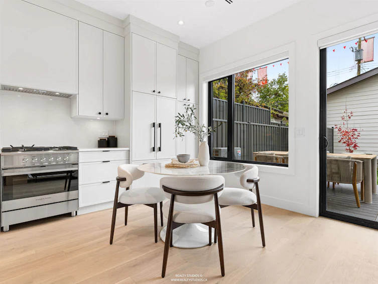 2-1986 E 8th Avenue, Vancouver, BC, V5N 1V1 - 4