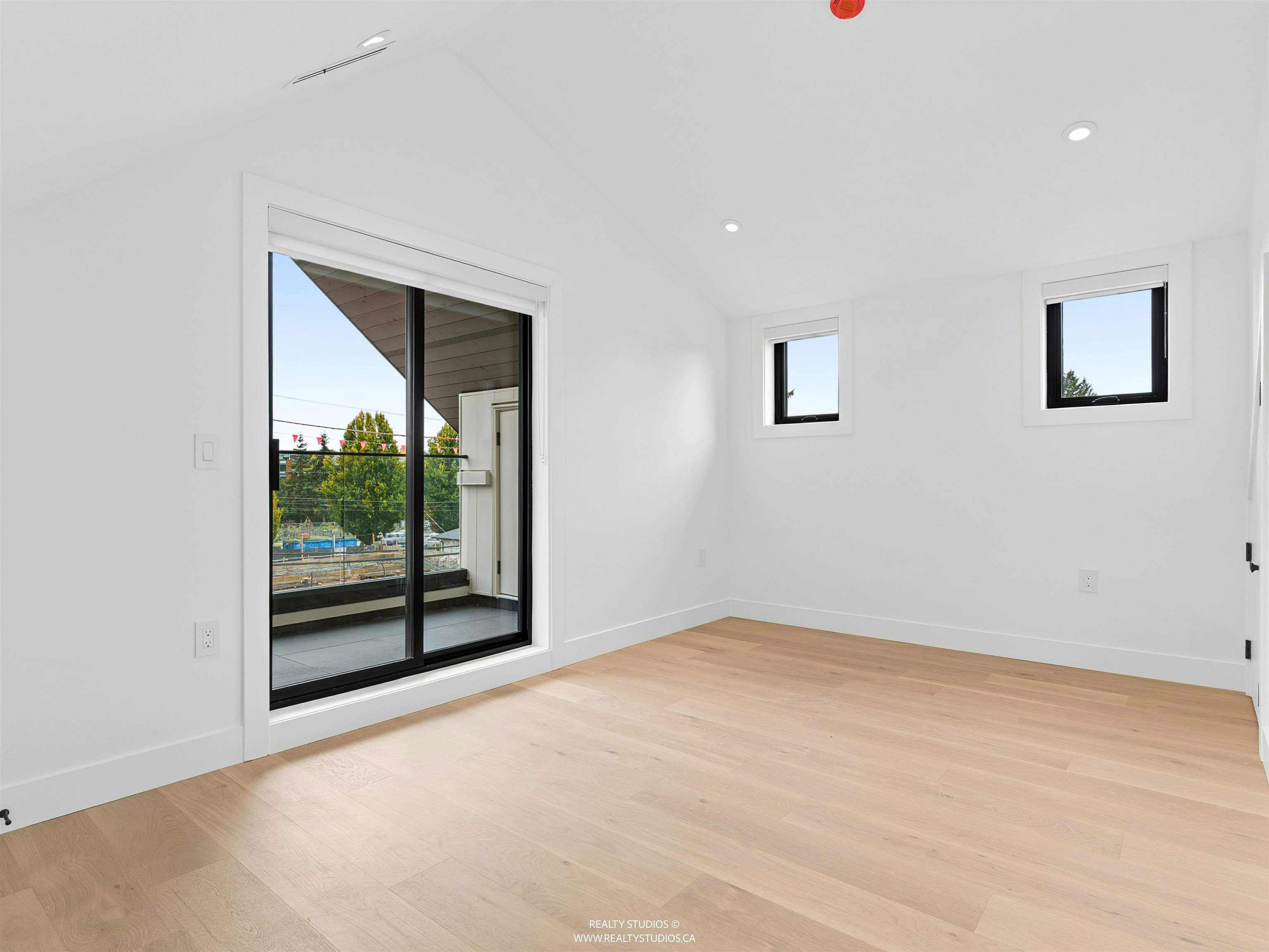 2-1986 E 8th Avenue, Vancouver, BC, V5N 1V1 - 23