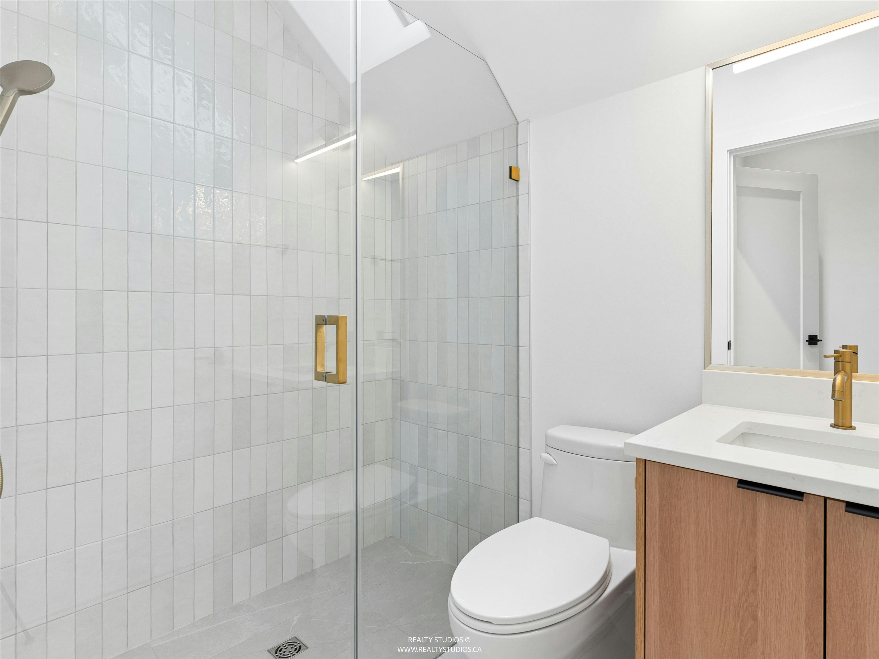 1-1986 E 8th Avenue, Vancouver, BC, V5N 1V1 - 24