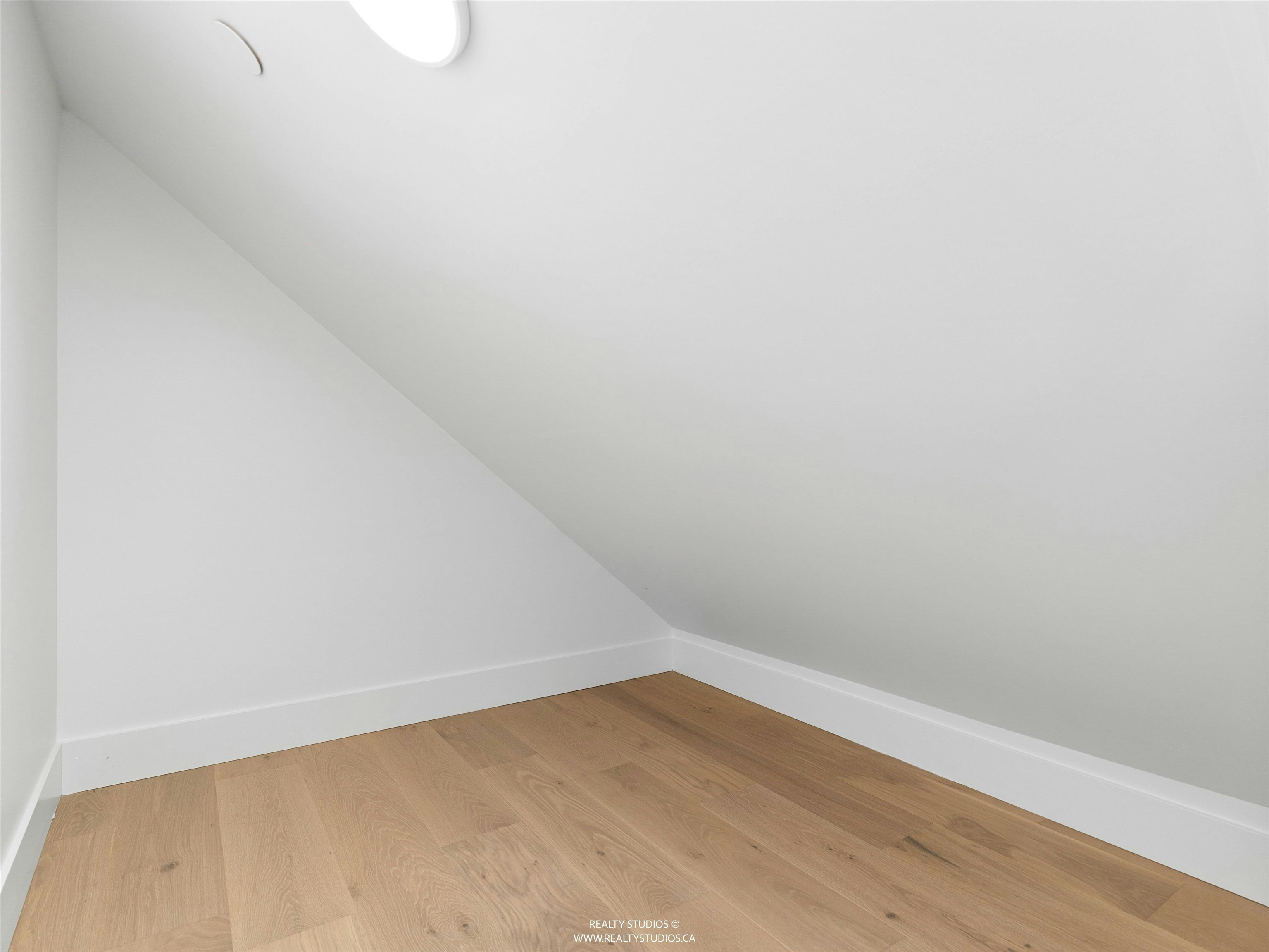 1-1986 E 8th Avenue, Vancouver, BC, V5N 1V1 - 22