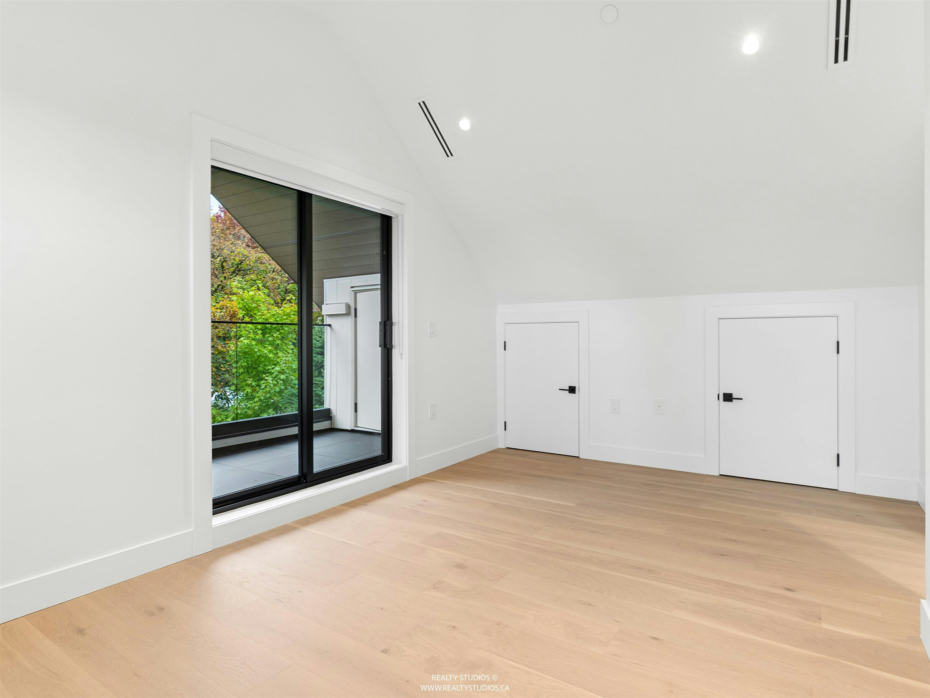 1-1986 E 8th Avenue, Vancouver, BC, V5N 1V1 - 23
