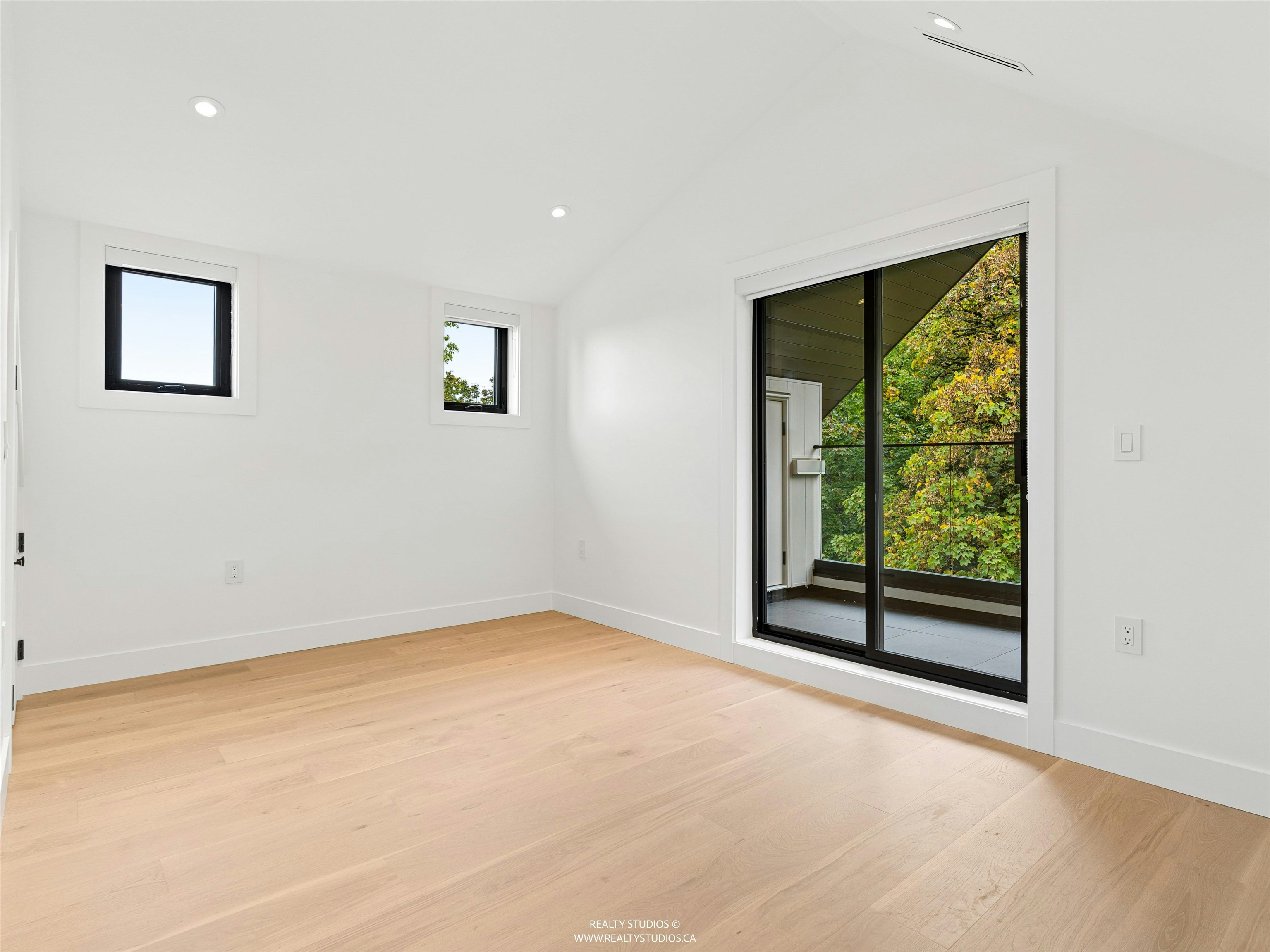 1-1986 E 8th Avenue, Vancouver, BC, V5N 1V1 - 20
