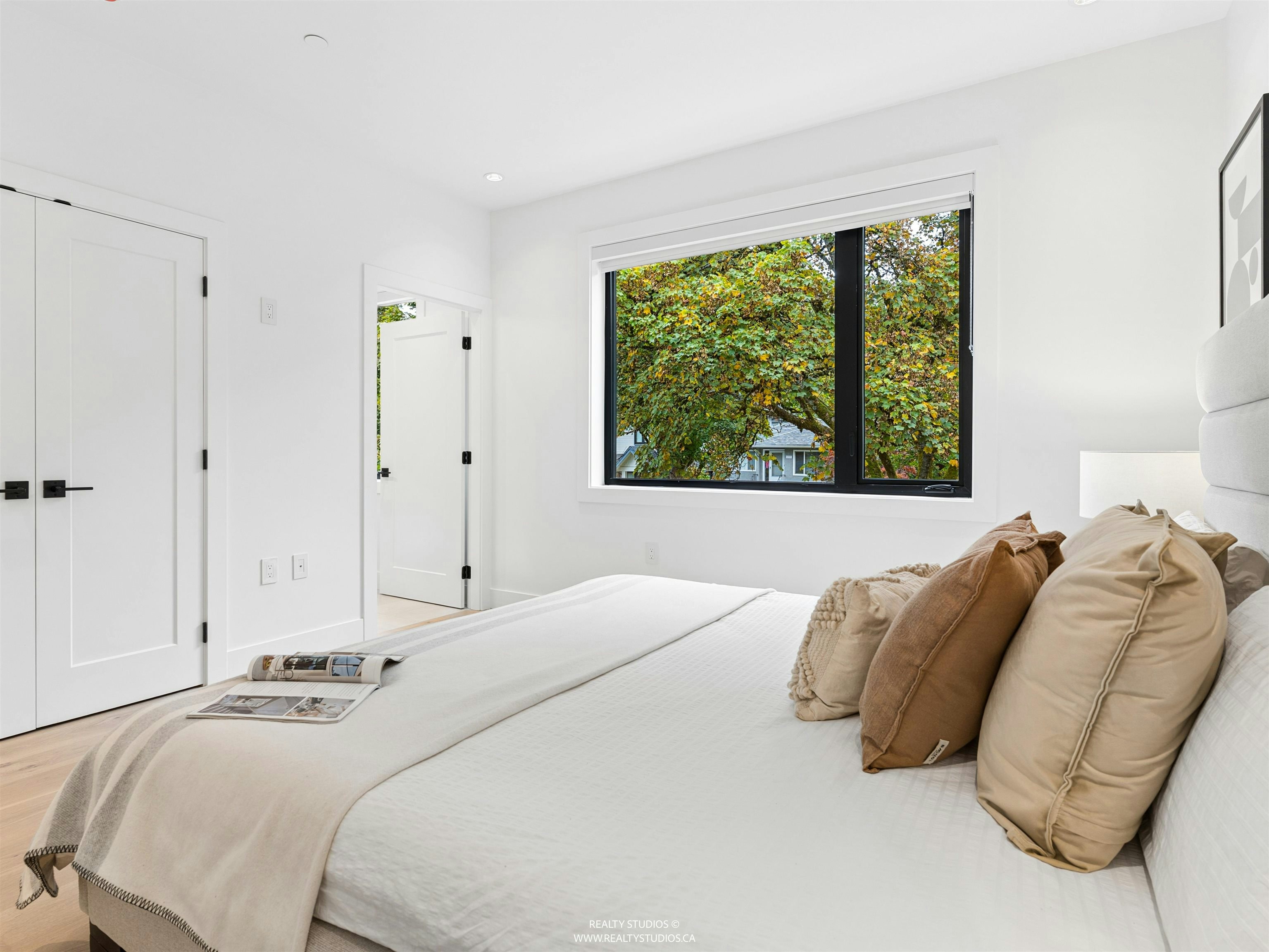 1-1986 E 8th Avenue, Vancouver, BC, V5N 1V1 - 16