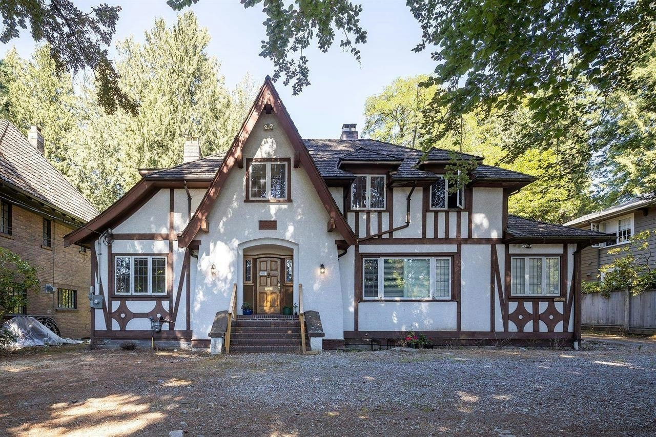 2629 W 49th Avenue, Vancouver, BC, V6N 3S5 - 3