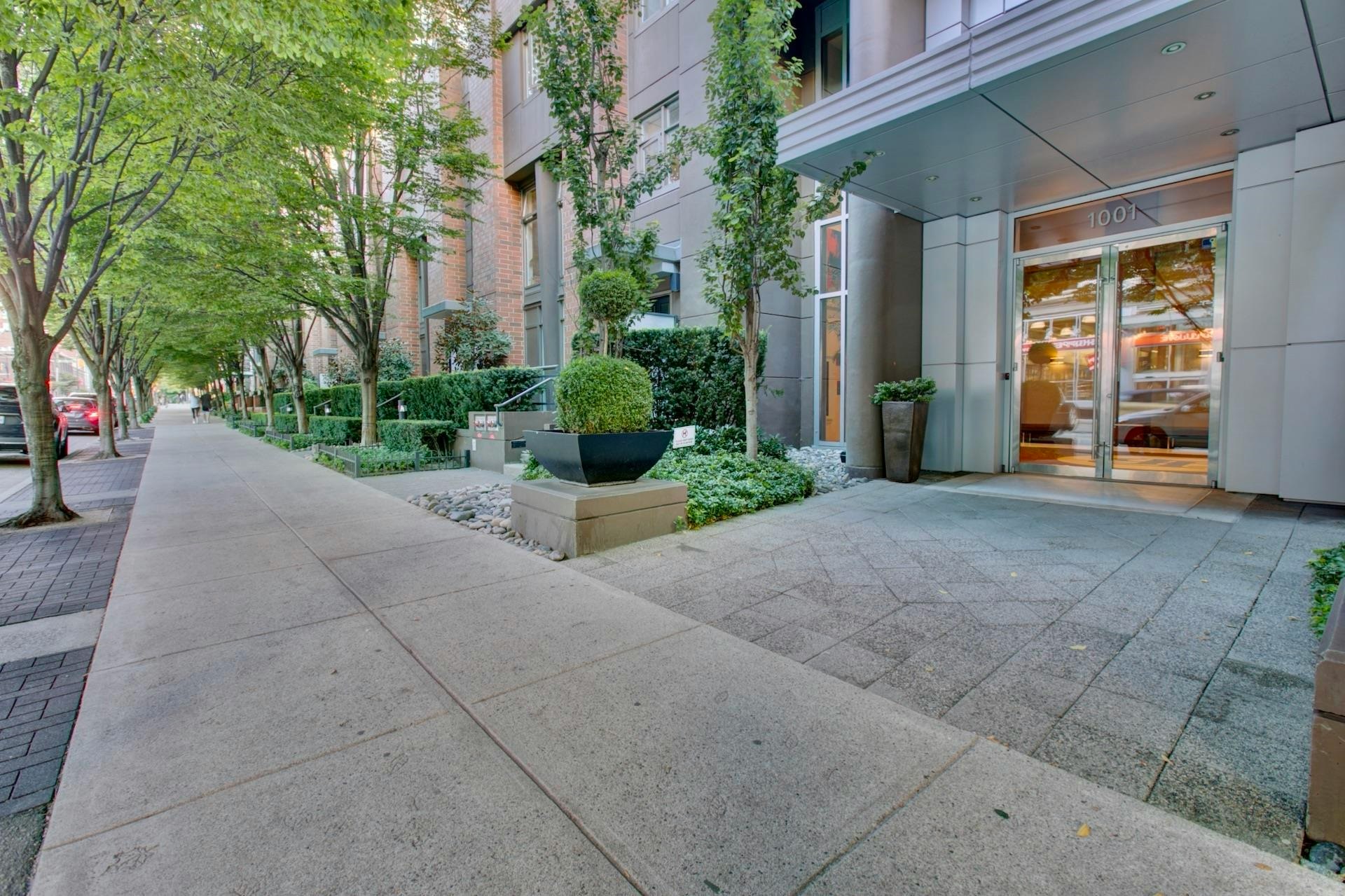 2403-1001 Homer Street, Vancouver, BC, V6B 1M9 - 28