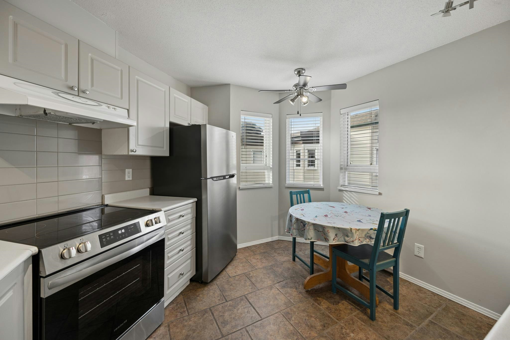 406-5765 Glover Road, Langley, BC, V3A 8M8 - 18
