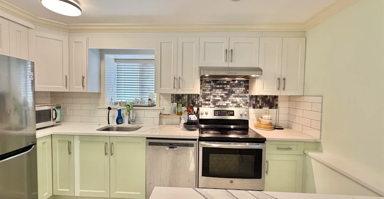 582 E 57th Avenue, Vancouver, BC, V5X 1S9