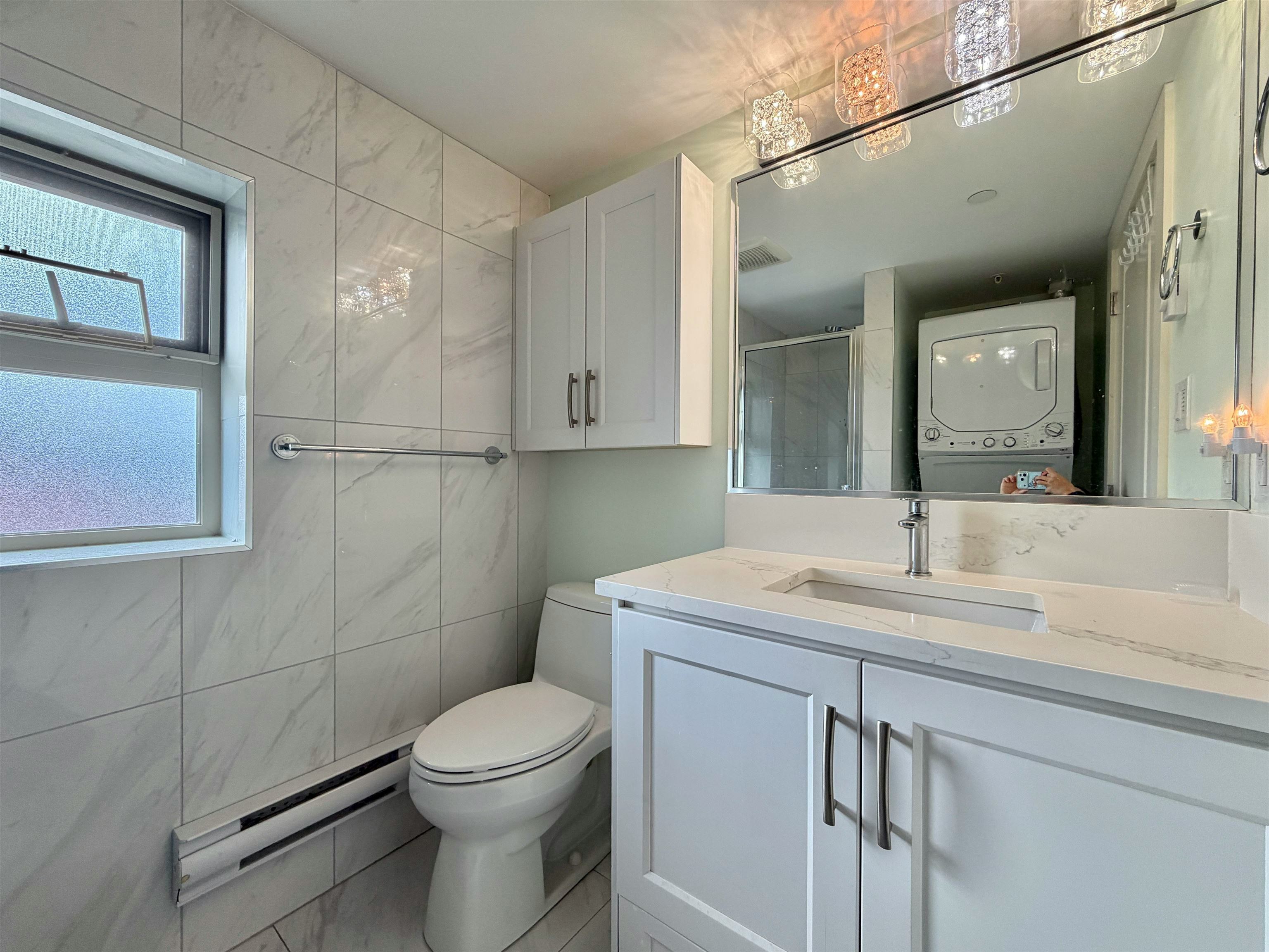 582 E 57th Avenue, Vancouver, BC, V5X 1S9 - 11