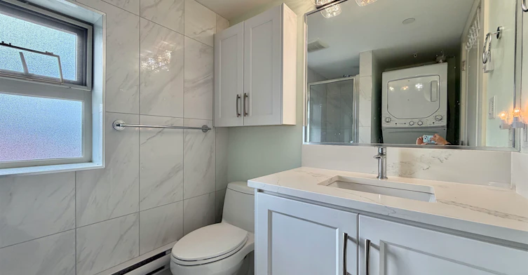 582 E 57th Avenue, Vancouver, BC, V5X 1S9 - 11