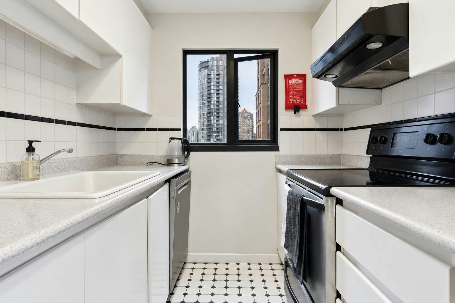 1405-1155 Homer Street, Vancouver, BC, V6B 2Y1 - 6