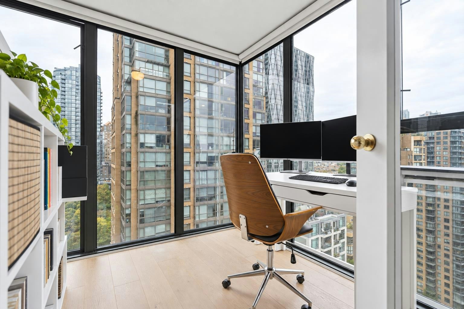 1405-1155 Homer Street, Vancouver, BC, V6B 2Y1 - 7