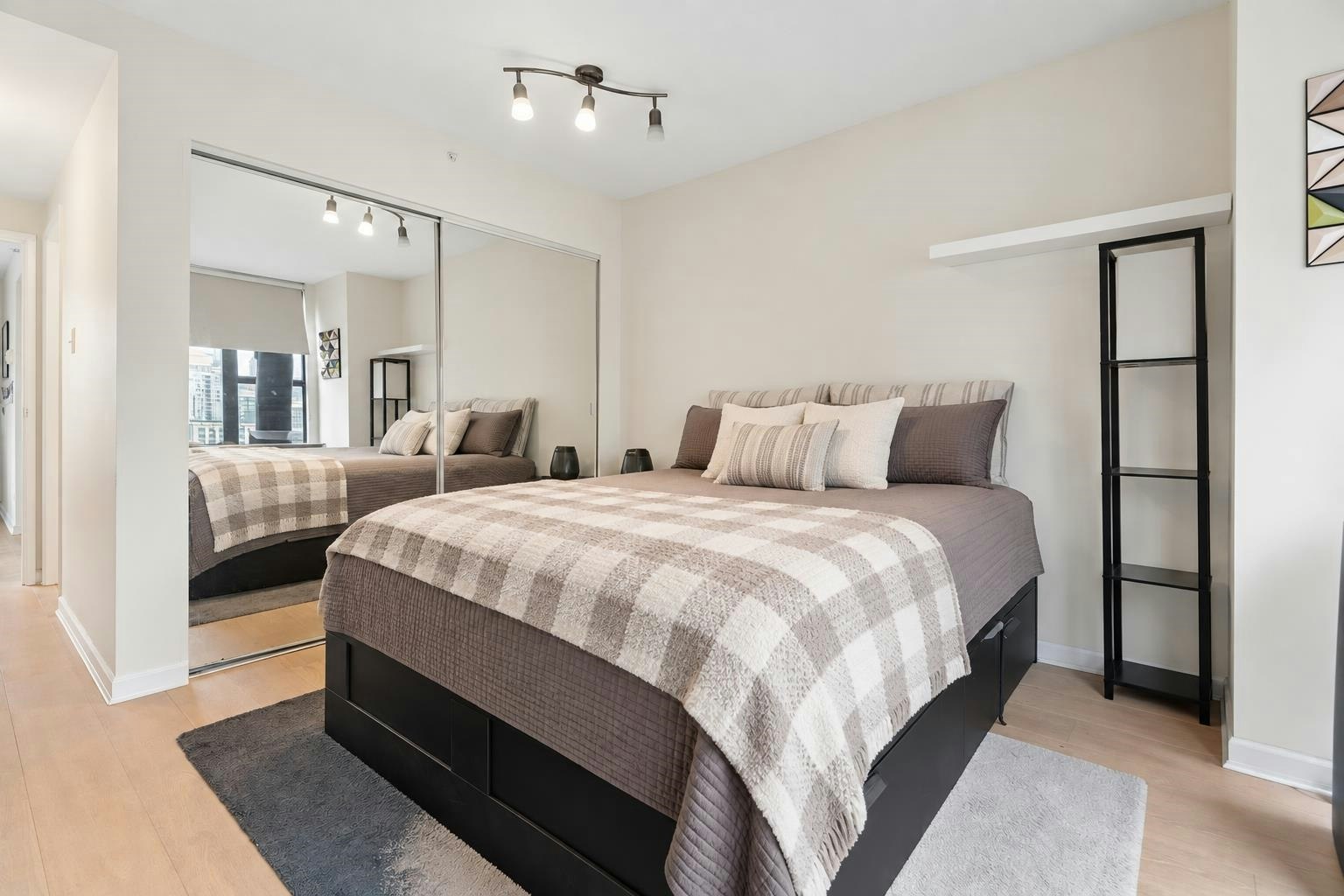1405-1155 Homer Street, Vancouver, BC, V6B 2Y1 - 9