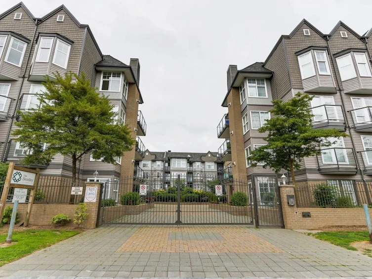 217-20200 56 Avenue, Langley, BC, V3A 8S1