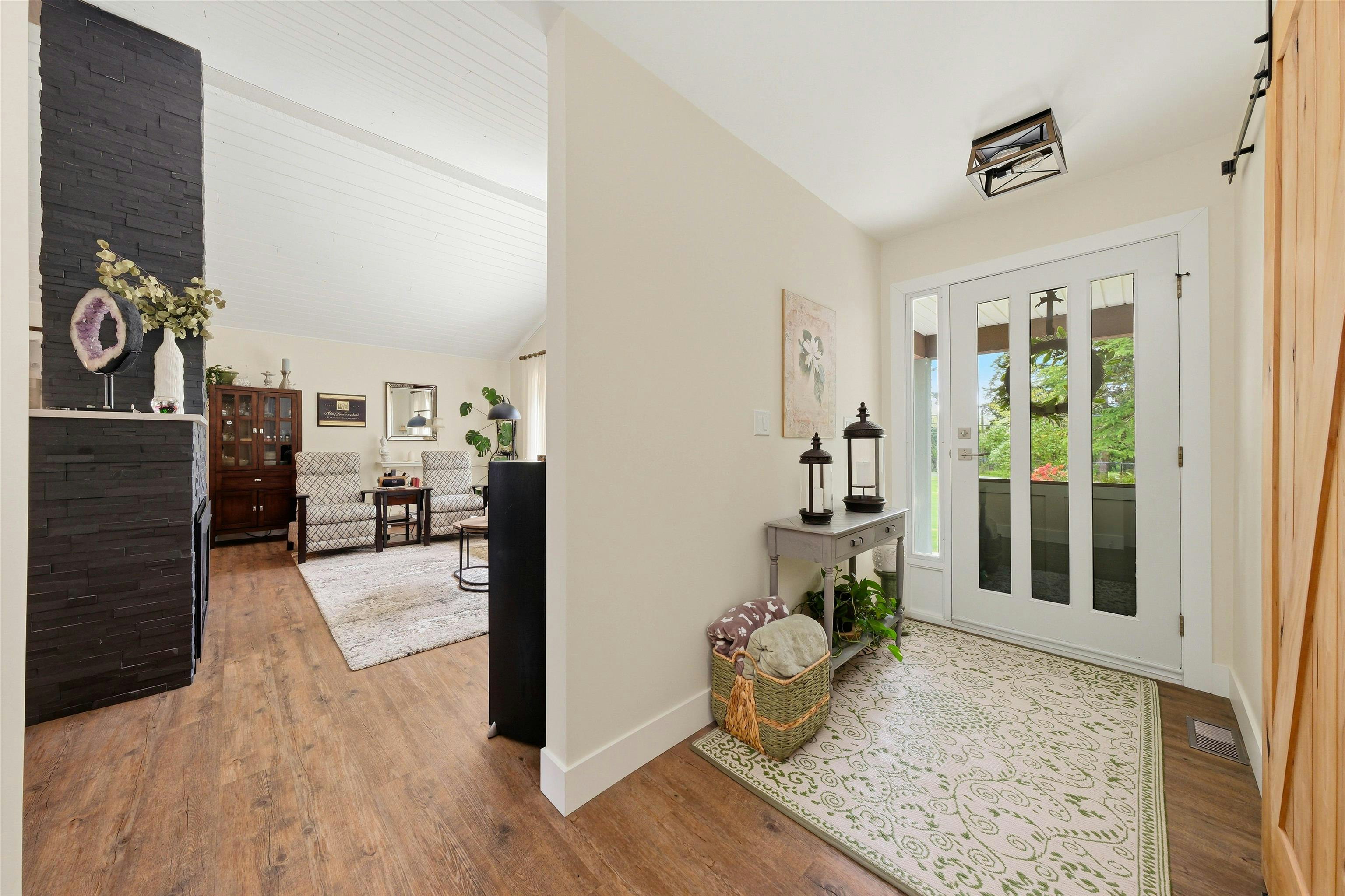 23541 24 Avenue, Langley, BC, V2Z 3A2 - 2