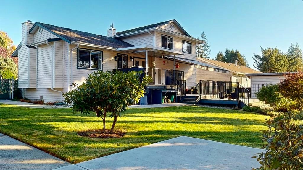 5619 Curtis Place, Sechelt, BC, V7Z 0R9