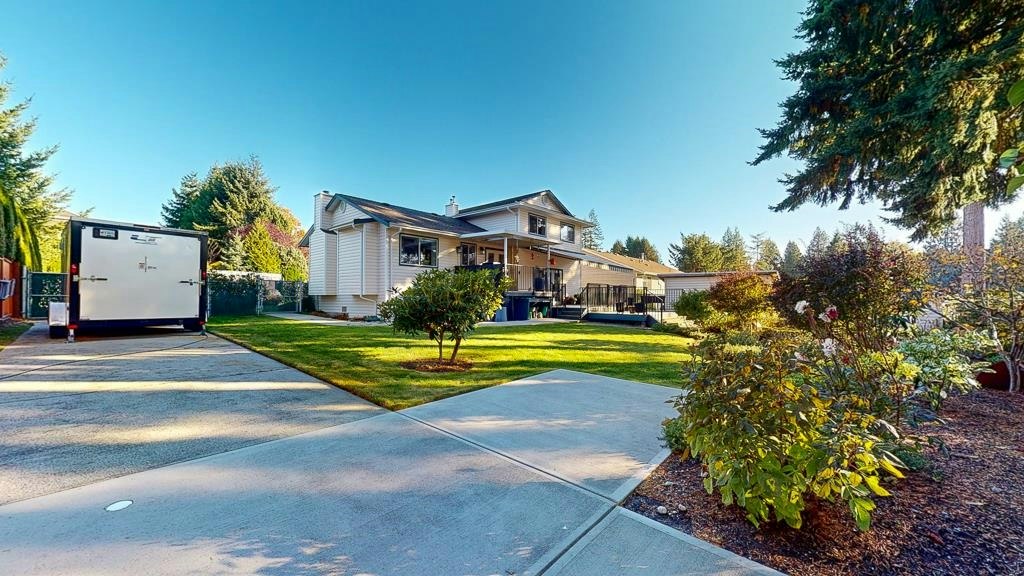5619 Curtis Place, Sechelt, BC, V7Z 0R9 - 32
