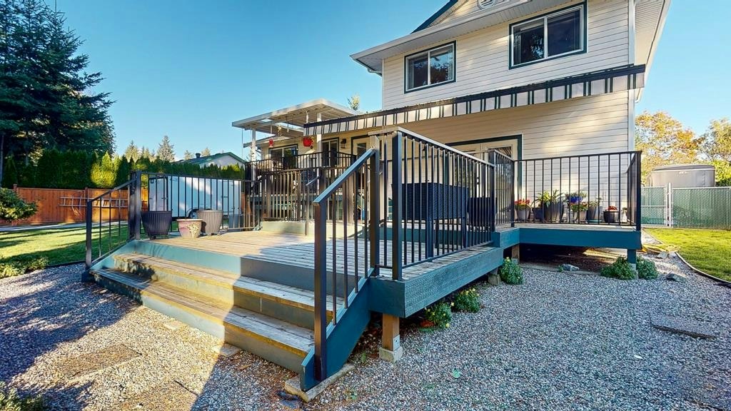 5619 Curtis Place, Sechelt, BC, V7Z 0R9 - 35