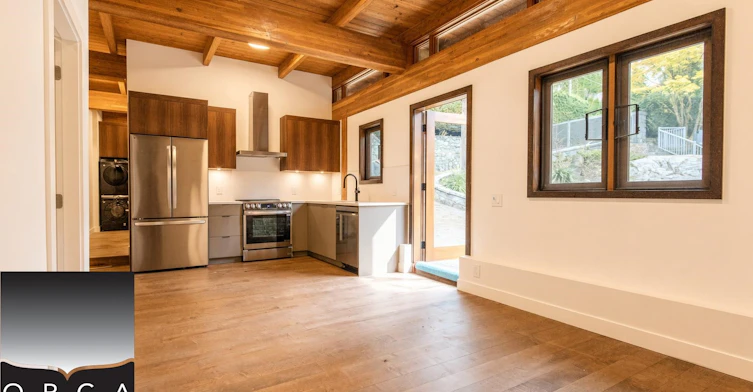 5363 Kew Cliff Road, West Vancouver, BC, V7W 1M3 - 5