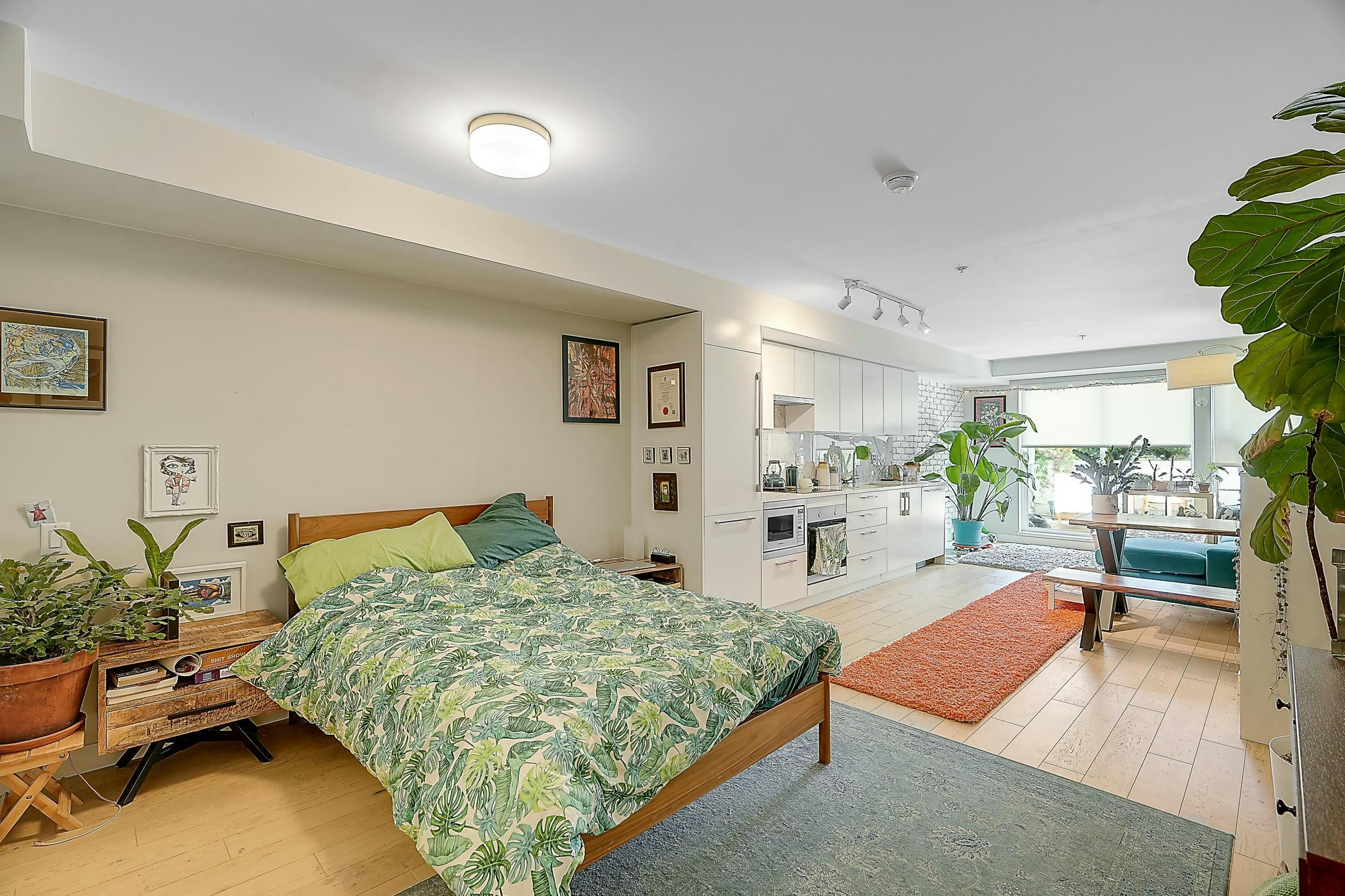 210-2508 Fraser Street, Vancouver, BC, V5T 3V4