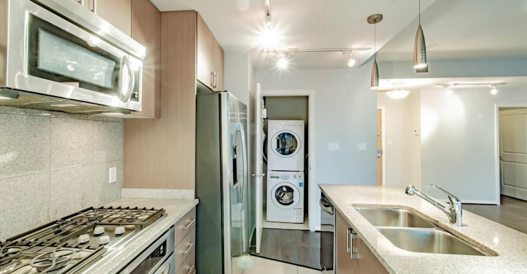 20XX-1211 Melville Street, Vancouver, BC, V6E 0A7 - 11