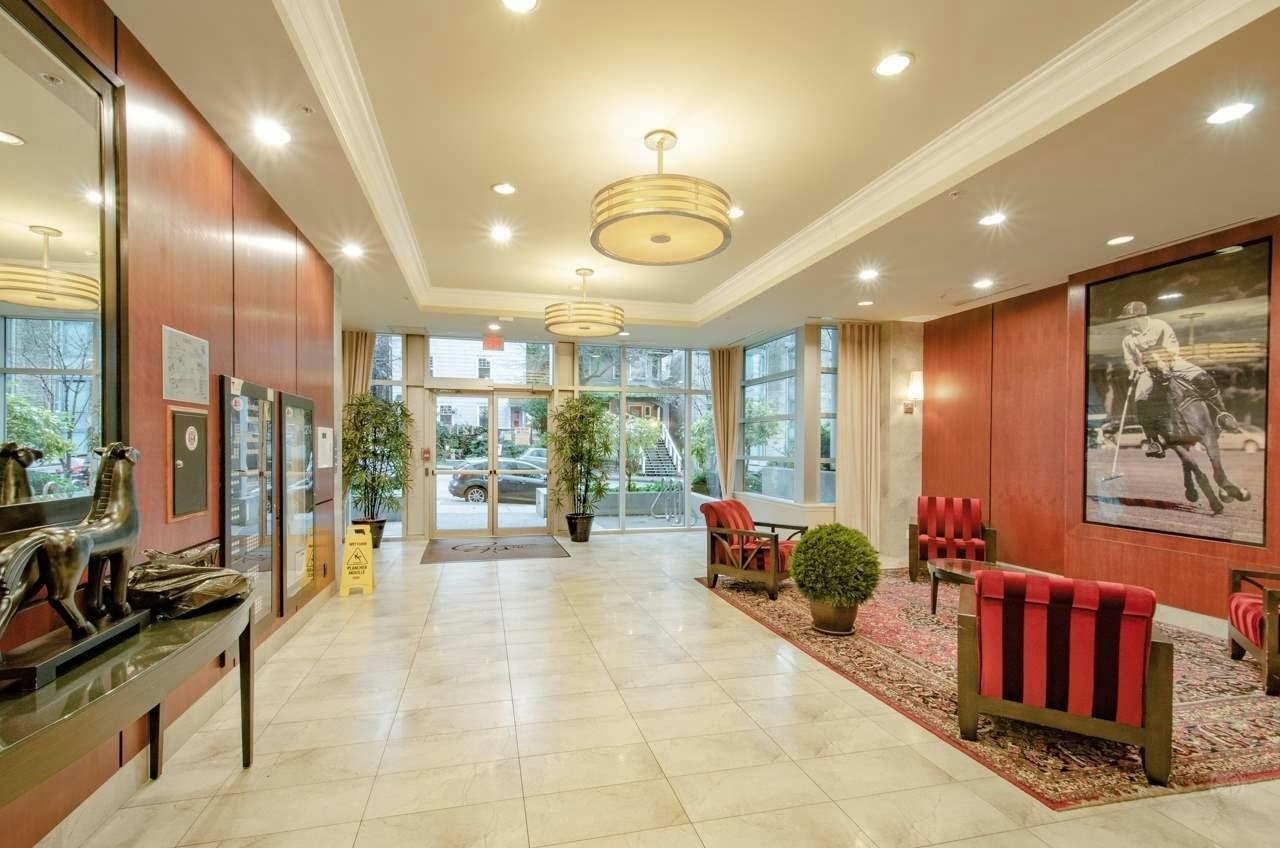 20XX-1211 Melville Street, Vancouver, BC, V6E 0A7 - 13