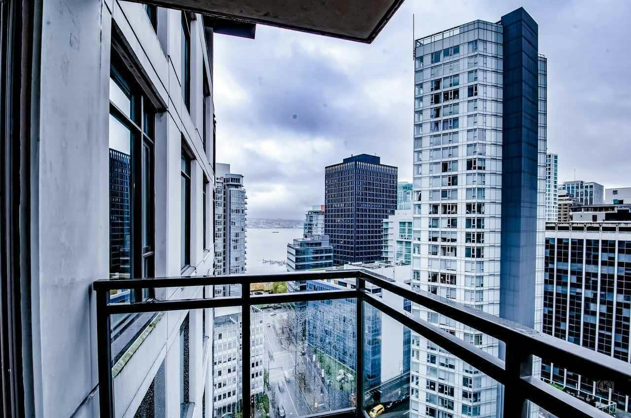 20XX-1211 Melville Street, Vancouver, BC, V6E 0A7 - 9