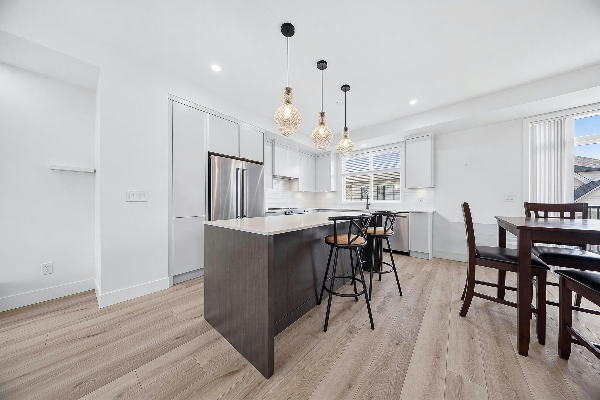 209-46211 Promontory Road - 2