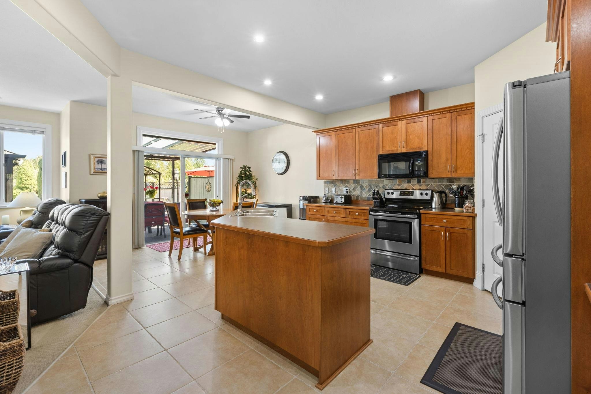 A-2484 Nile Gate, Port Coquitlam, BC, V3B 8B3 - 6