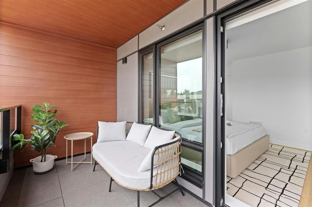 3-6768 Oak Street - 5