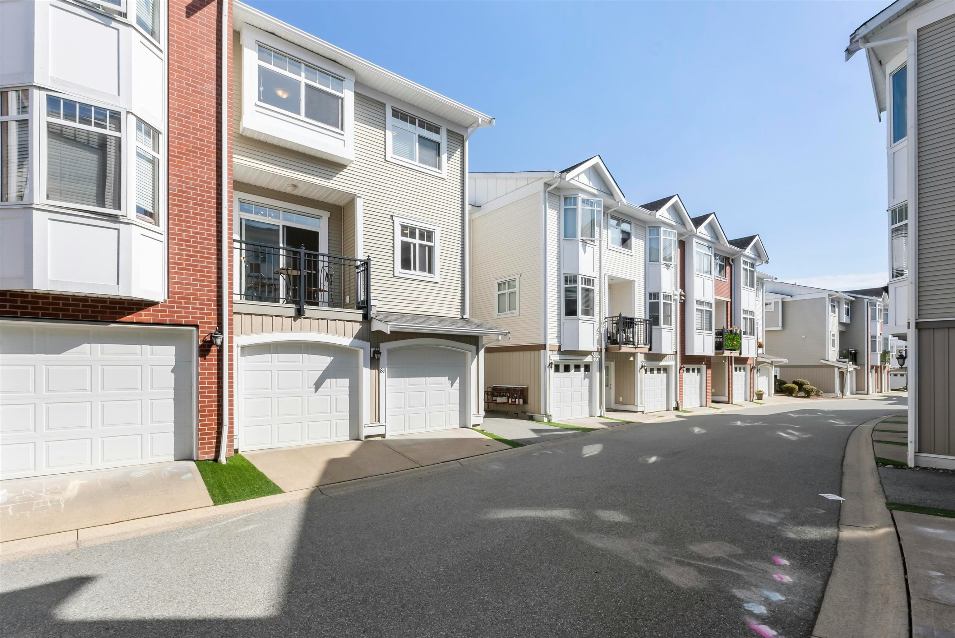 88-19551 66 Avenue, Surrey, BC, V4N 0Z5