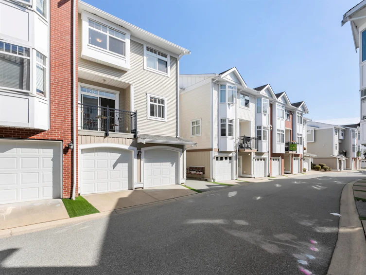 88-19551 66 Avenue, Surrey, BC, V4N 0Z5