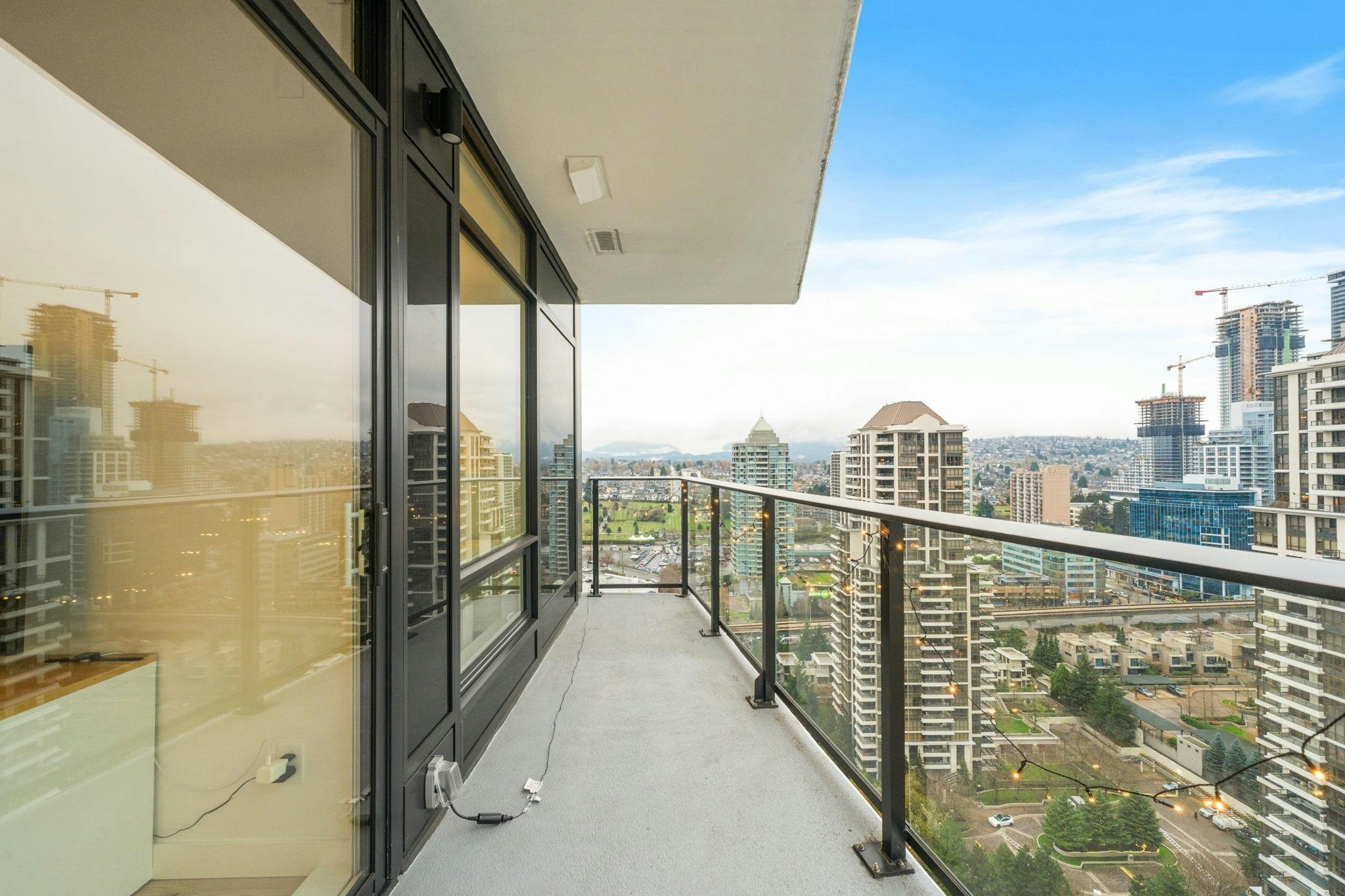 2607 2181 Madison Avenue, Burnaby, BC, V5C 0N4 - 12
