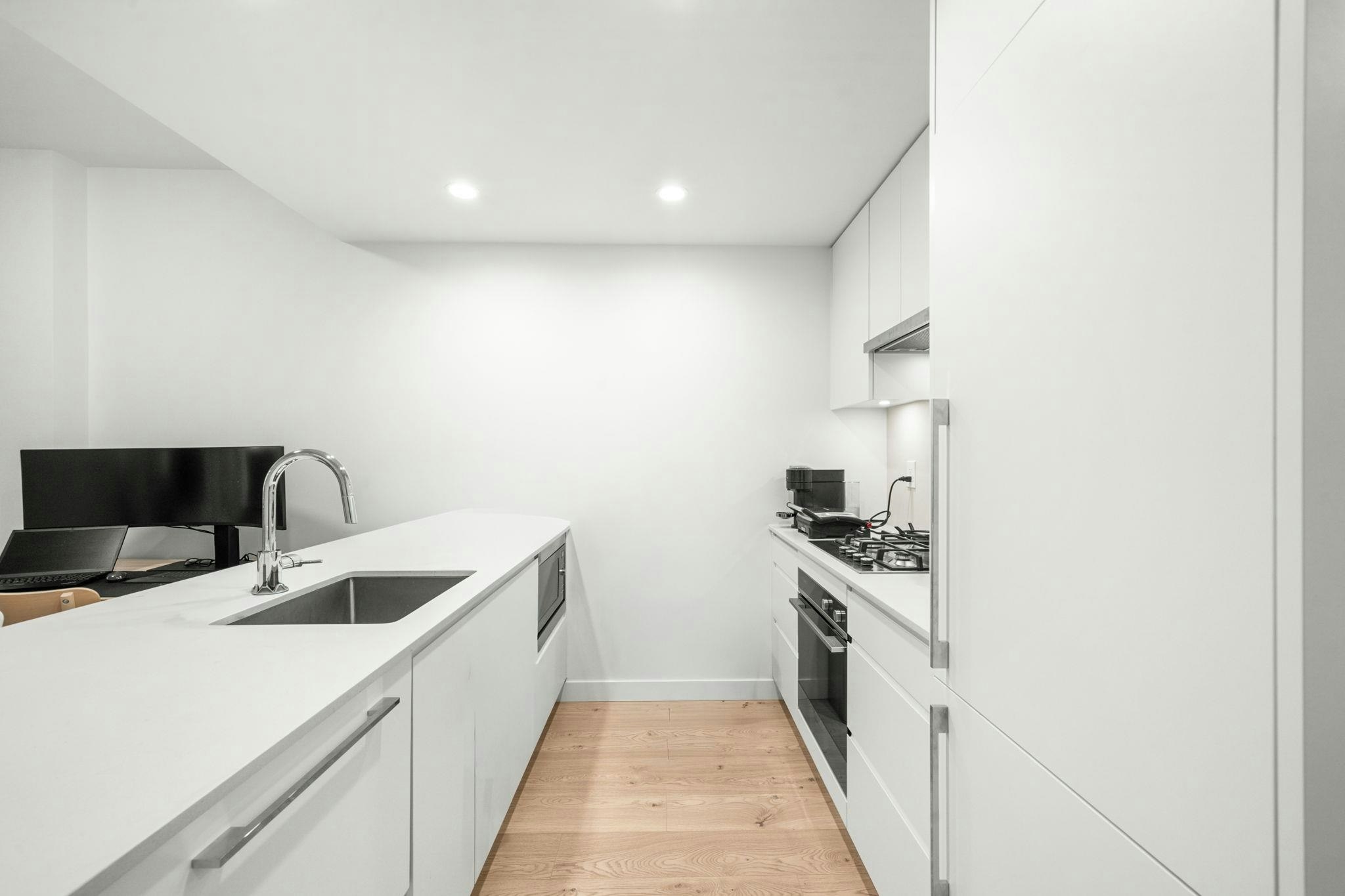 2607 2181 Madison Avenue, Burnaby, BC, V5C 0N4 - 6