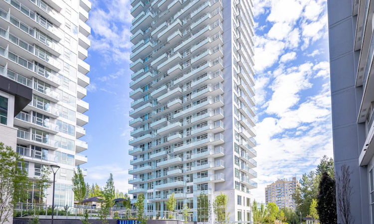 909-13768 100 Avenue