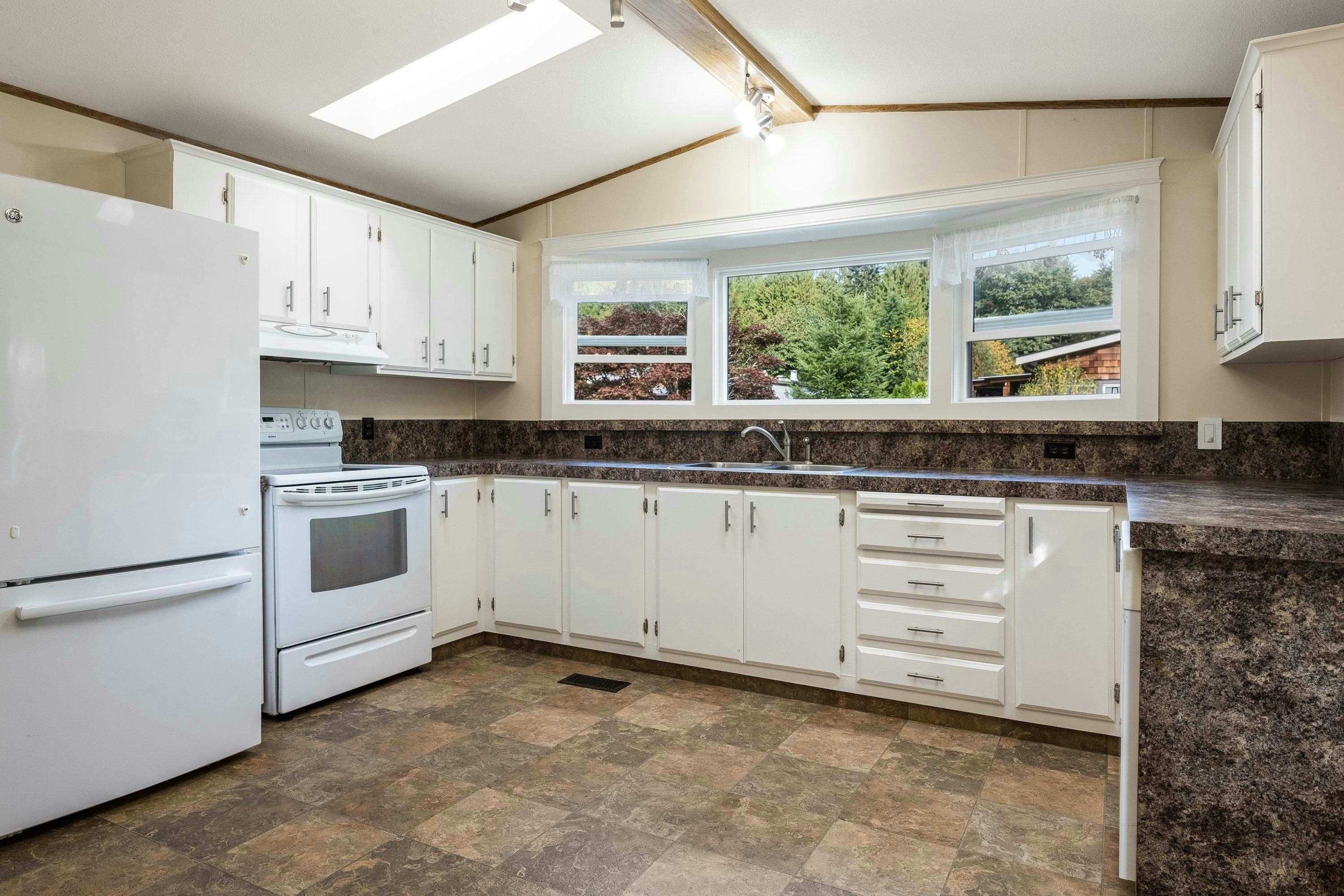 222-45835 Sleepy Hollow Road, Cultus Lake, BC, V2R 5A9 - 8