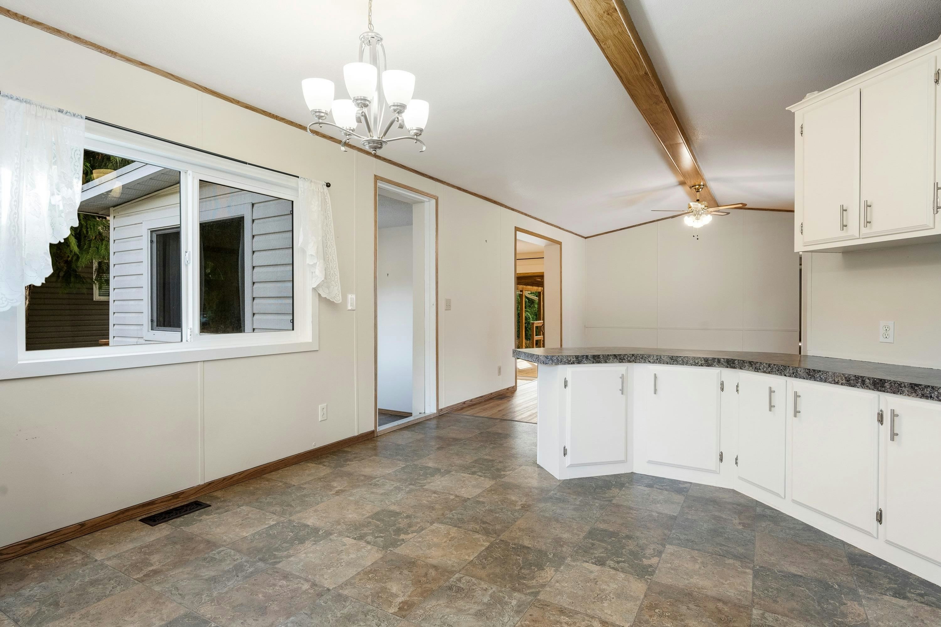 222-45835 Sleepy Hollow Road, Cultus Lake, BC, V2R 5A9 - 11