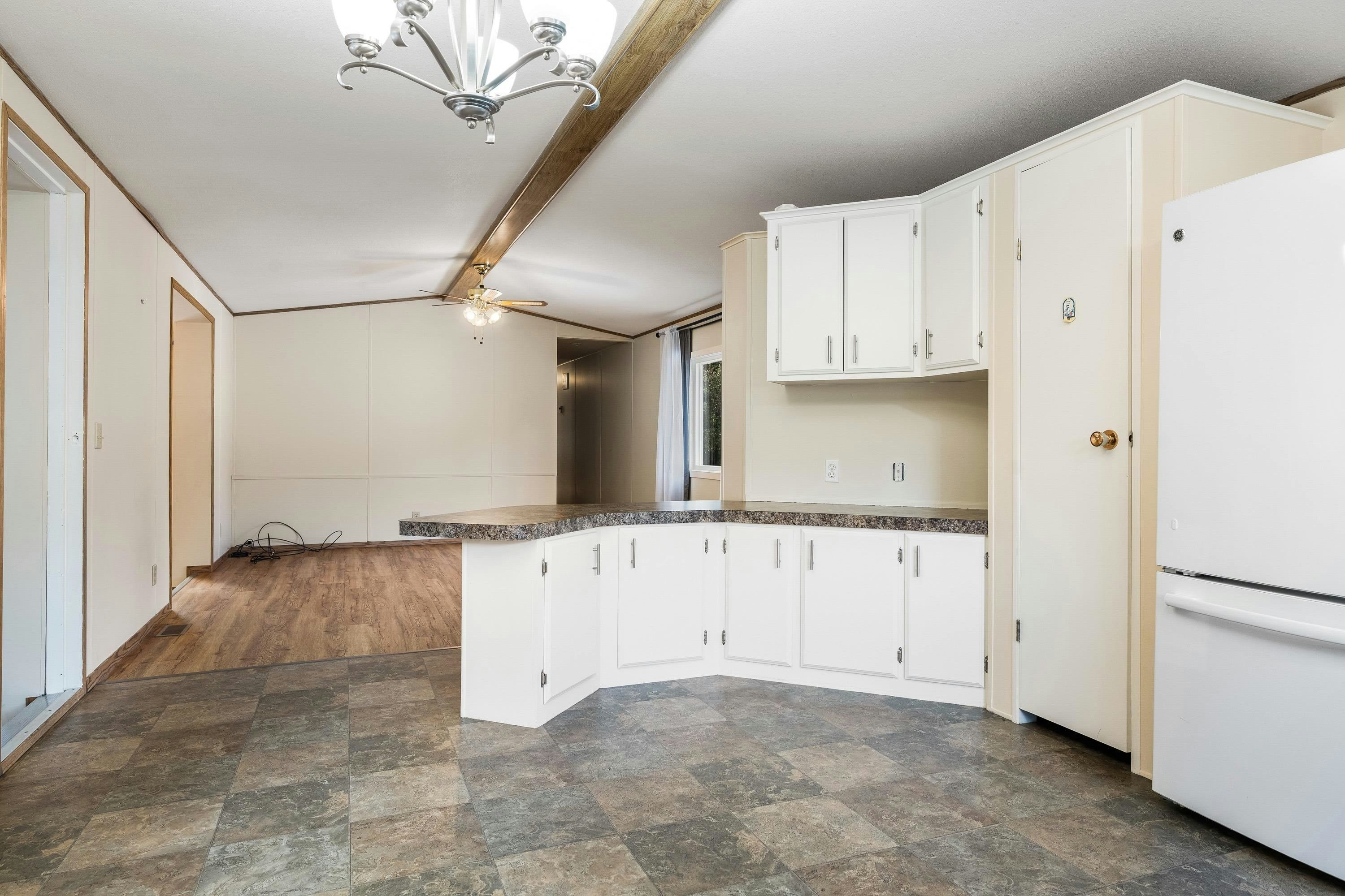 222-45835 Sleepy Hollow Road, Cultus Lake, BC, V2R 5A9 - 10