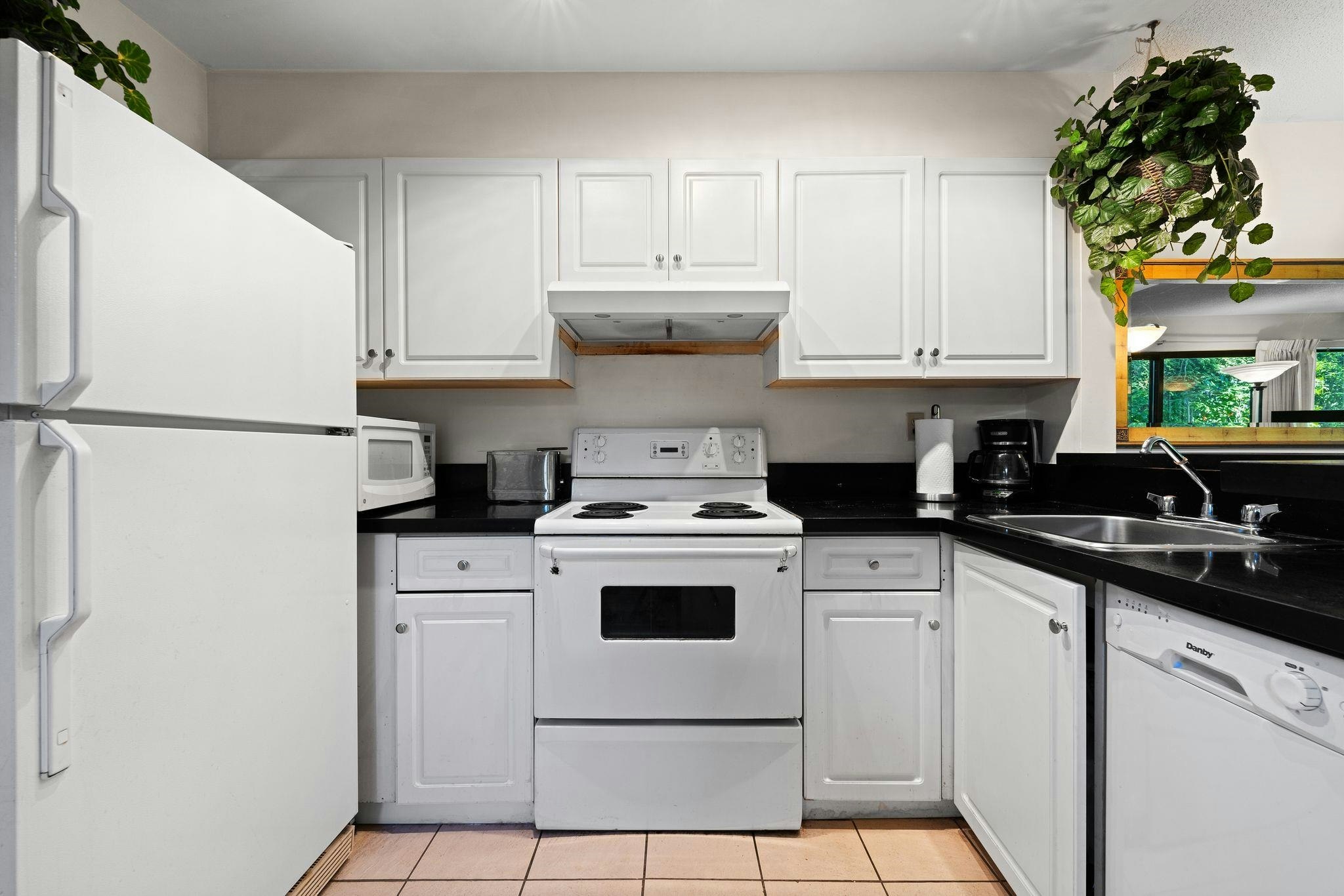 31-460 W 16th Avenue, Vancouver, BC, V5Y 1Z3 - 14
