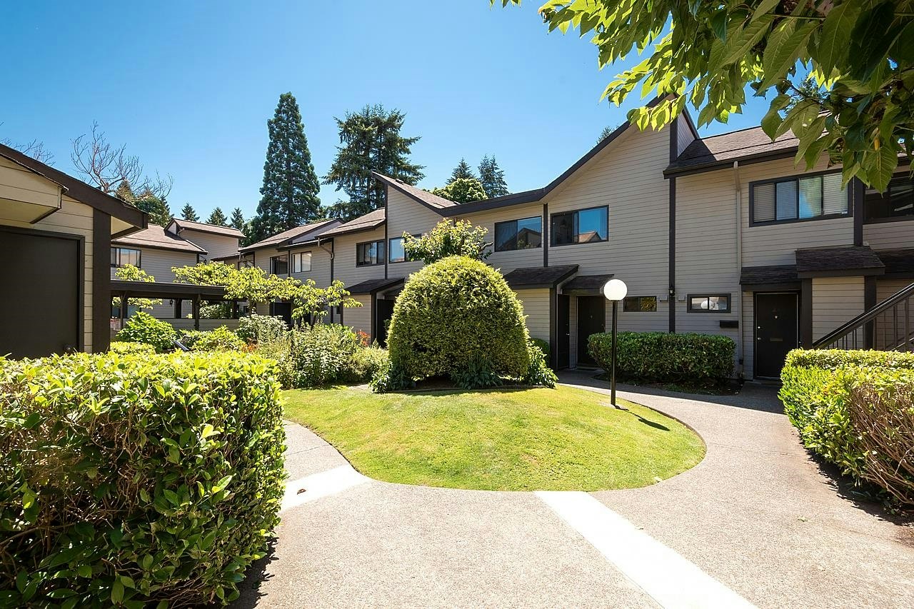 31-460 W 16th Avenue, Vancouver, BC, V5Y 1Z3