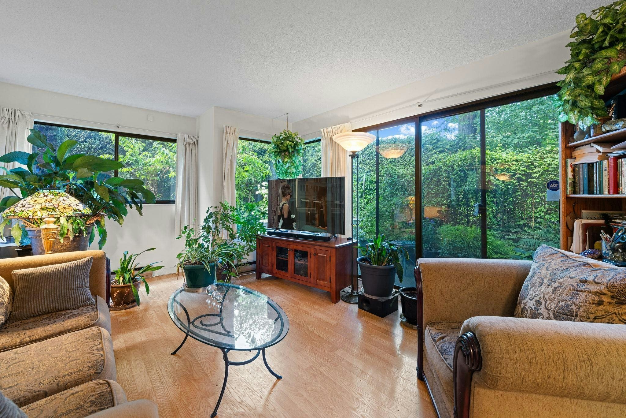 31-460 W 16th Avenue, Vancouver, BC, V5Y 1Z3 - 6