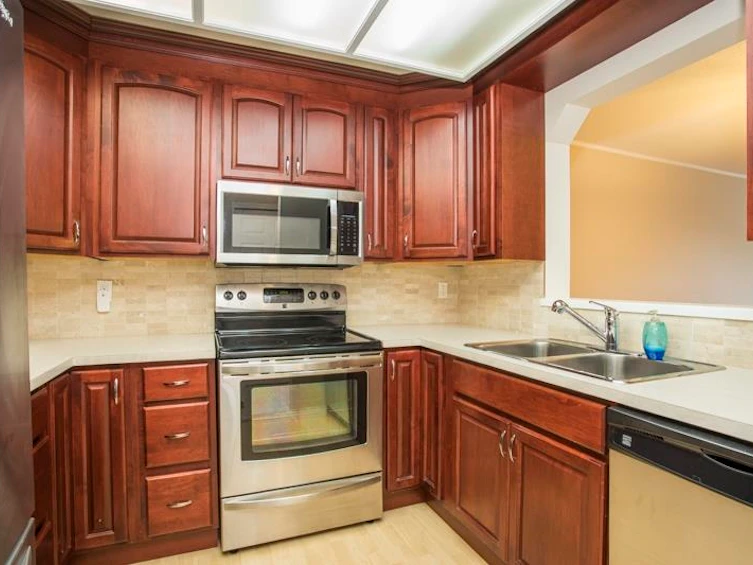 207-8535 Jones Road, Richmond, BC, V6Y 1L7 - 13