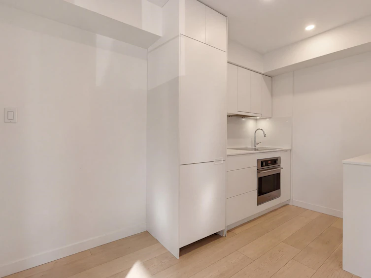 202-1520 Cotton Drive, Vancouver, BC, V5L 3V2 - 9