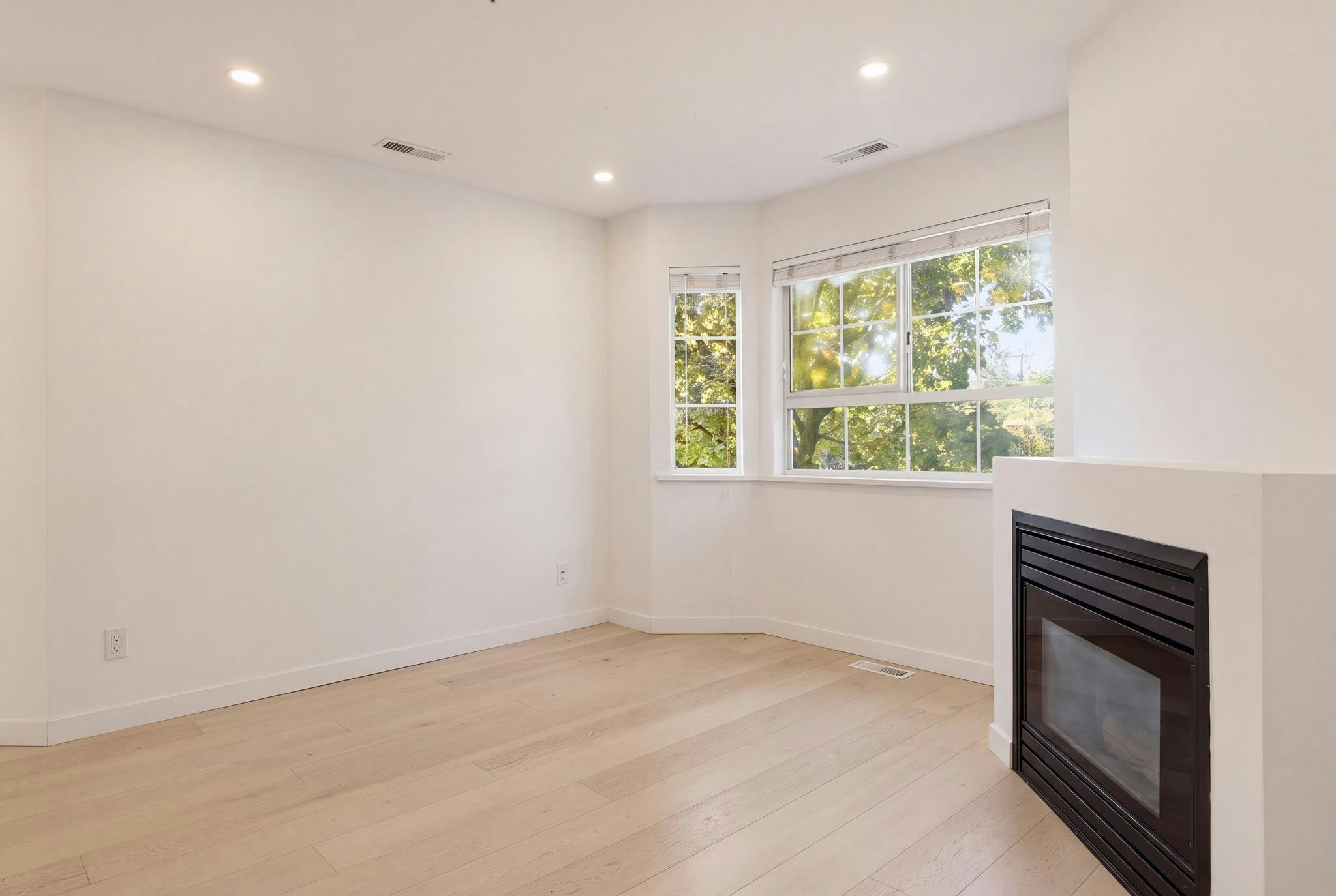 202-1520 Cotton Drive, Vancouver, BC, V5L 3V2 - 14
