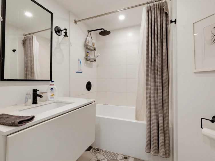 202-1520 Cotton Drive, Vancouver, BC, V5L 3V2 - 34
