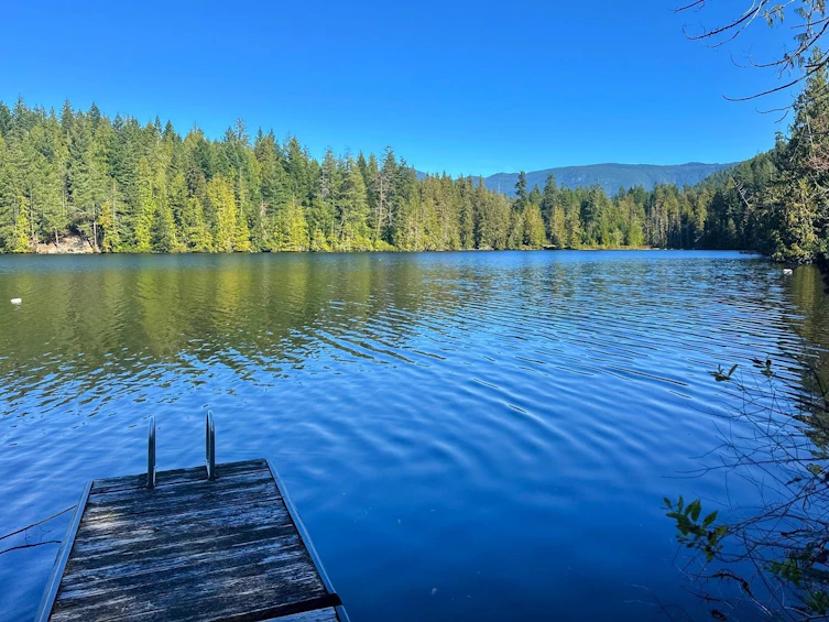 4713 Hotel Lake Crescent, Pender Harbour Egmont, BC, V0N 1S1 - 4