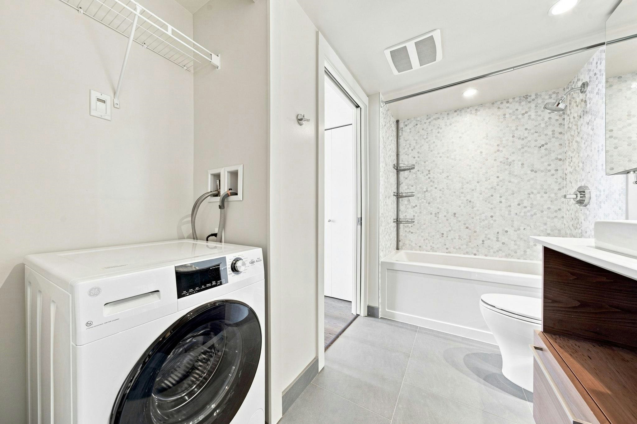 1006-189 Keefer Street, Vancouver, BC, V6A 0C8 - 10