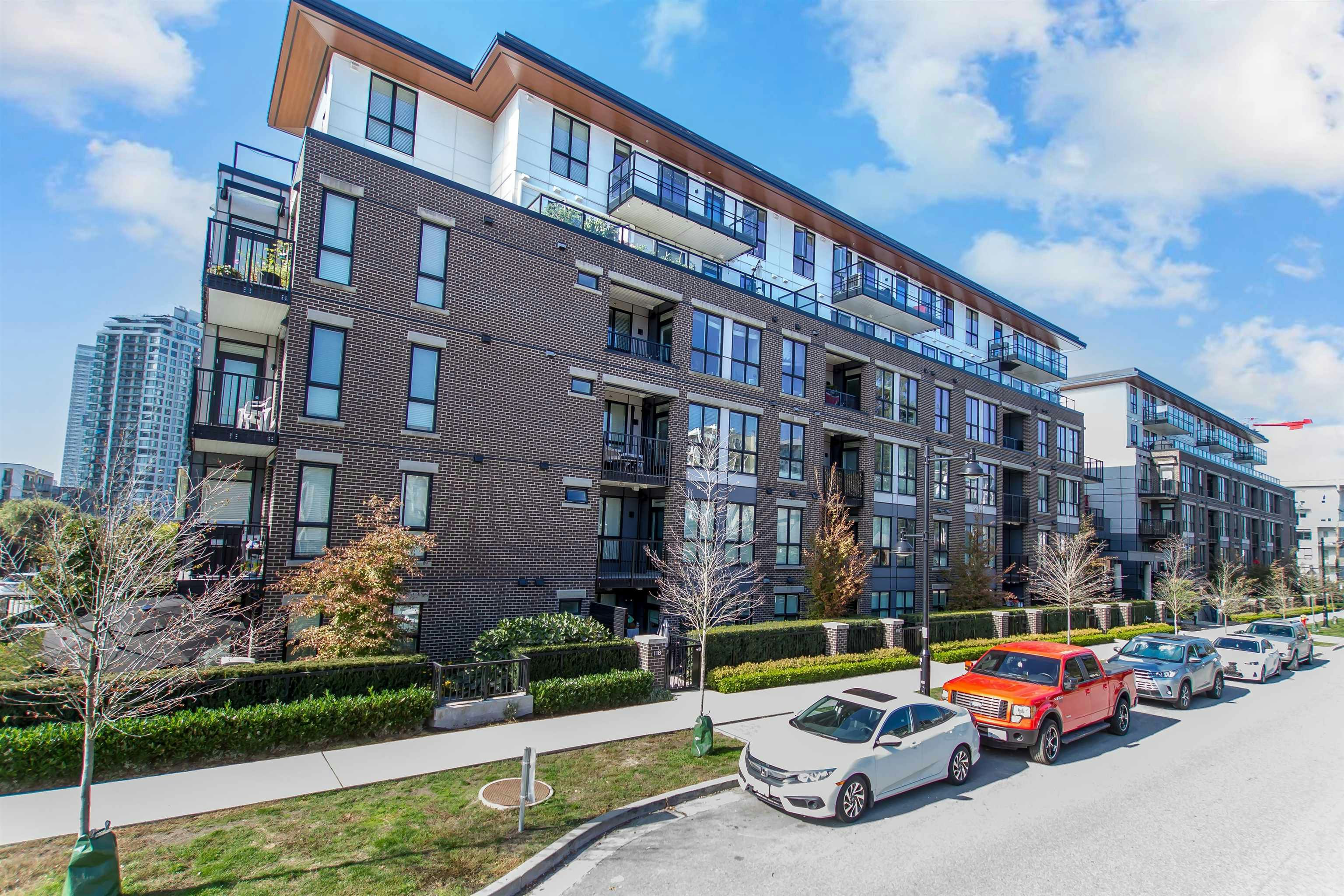 411-750 Dogwood Street, Coquitlam, BC, V3J 4B7