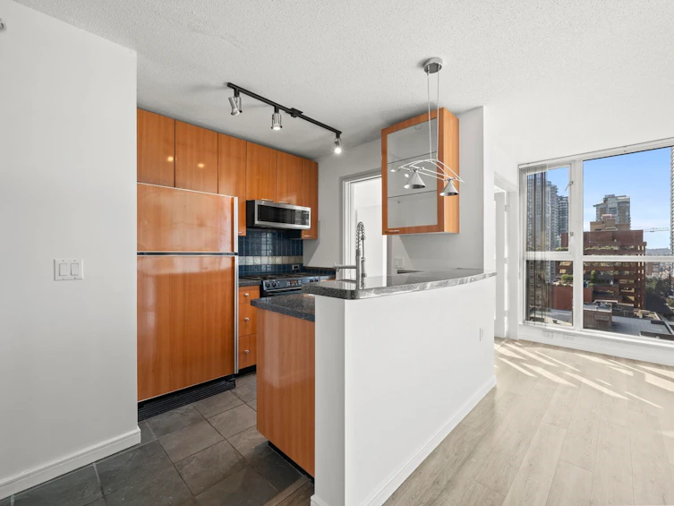 1807-1068 Hornby Street, Vancouver, BC, V6Z 2Y7 - 17